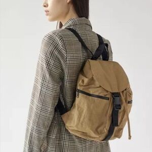 BAGGU small sport backpack in dark khaki